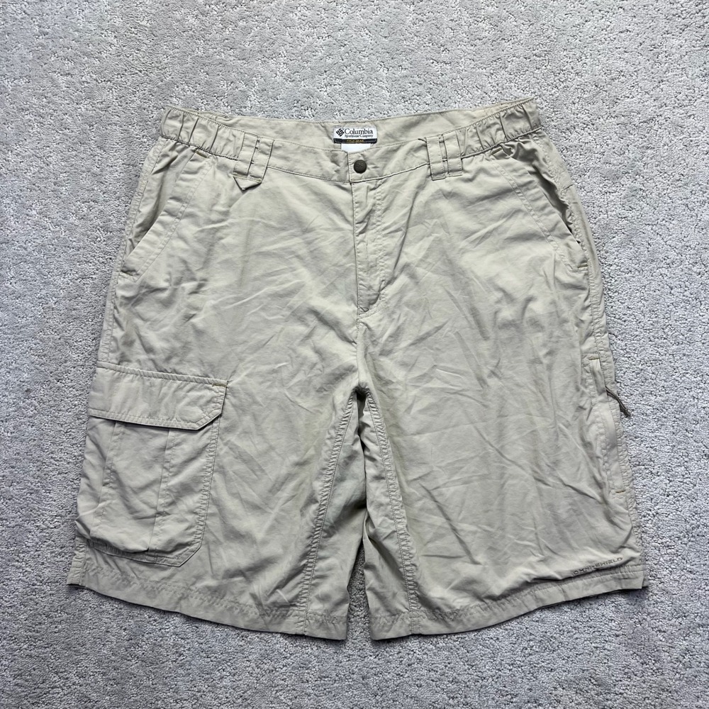 Columbia Field Gear Cargo Shorts Mens Large Tan Khaki Omni-Shield Performance